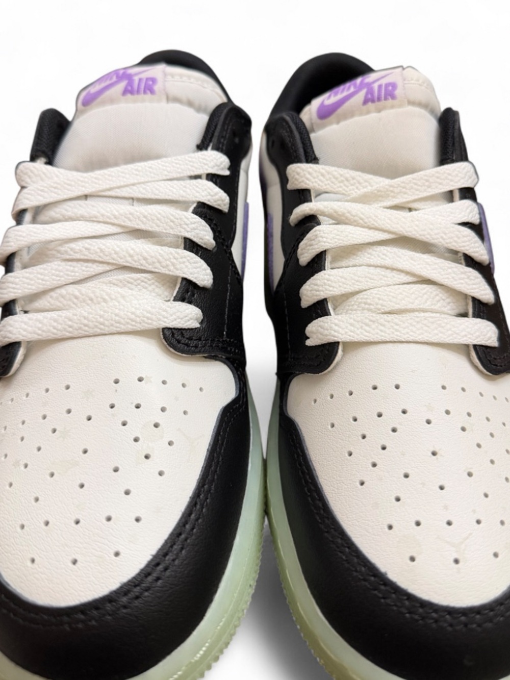 Nike Air Jordan 1 Retro Low OG ‘Black Raspberry’ Size US 6 Youth/ 7.5 Women’s - Picture 4 of 8